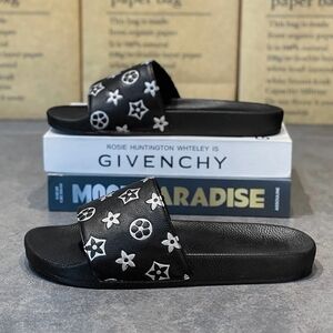 Designer Multi Design Black/ Grey Pool Slides Size 43 Womens/ Men Size 10-10.5